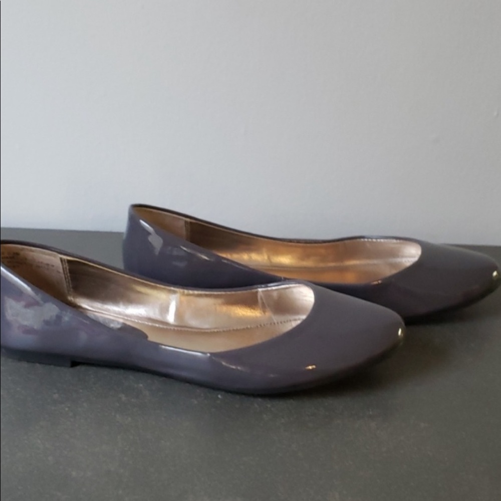 EUC Steve Madden flats